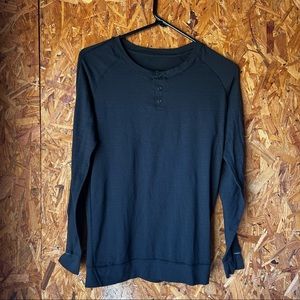 Lululemon Runamuck Long Sleeve Henley Pullover Top Shirt - 4 Henley black